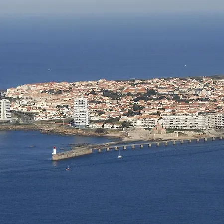 Appartement T2 Avec Terrasse, 500m De La Plage, - Fr-1-92-896 *
