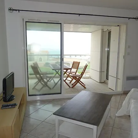 T2 Avec Terrasse, 500m De La Plage, - Fr-1-92-896 Apartment Les Sables-d'Olonne