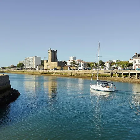 T2 Avec Terrasse, 500m De La Plage, - Fr-1-92-896 * Les Sables-d'Olonne