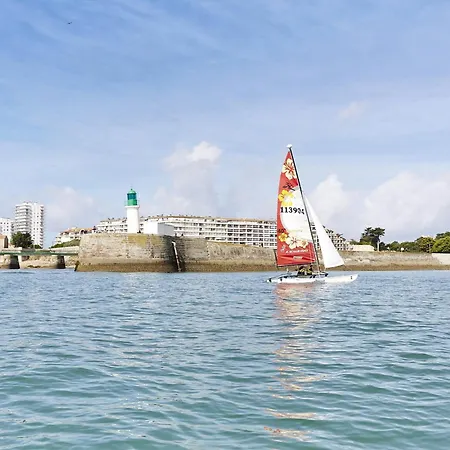 Apartment T2 Avec Terrasse, 500m De La Plage, - Fr-1-92-896 Les Sables-d'Olonne